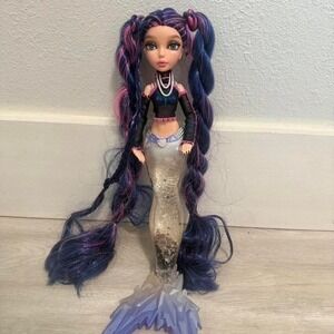 Rainbow High Shadow High Mermaid‎ Doll Naida River 10 Inch